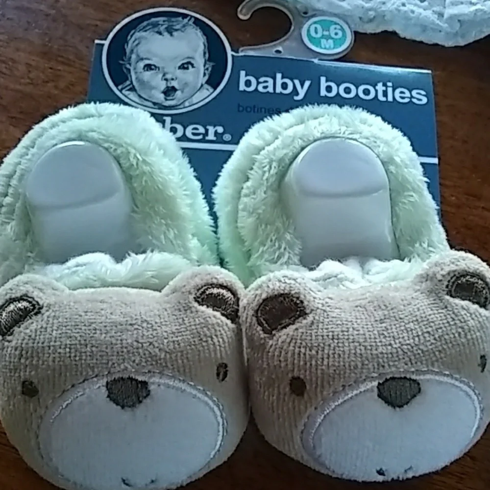 Bonnet, Pair of 12 month baby pants, baby booties